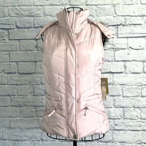 American rag light, dusty, pink quilted puffer vest with removable hood